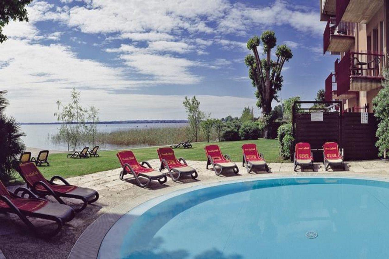 Hotel Smeraldo ซีร์มิโอเน ภายนอก รูปภาพ