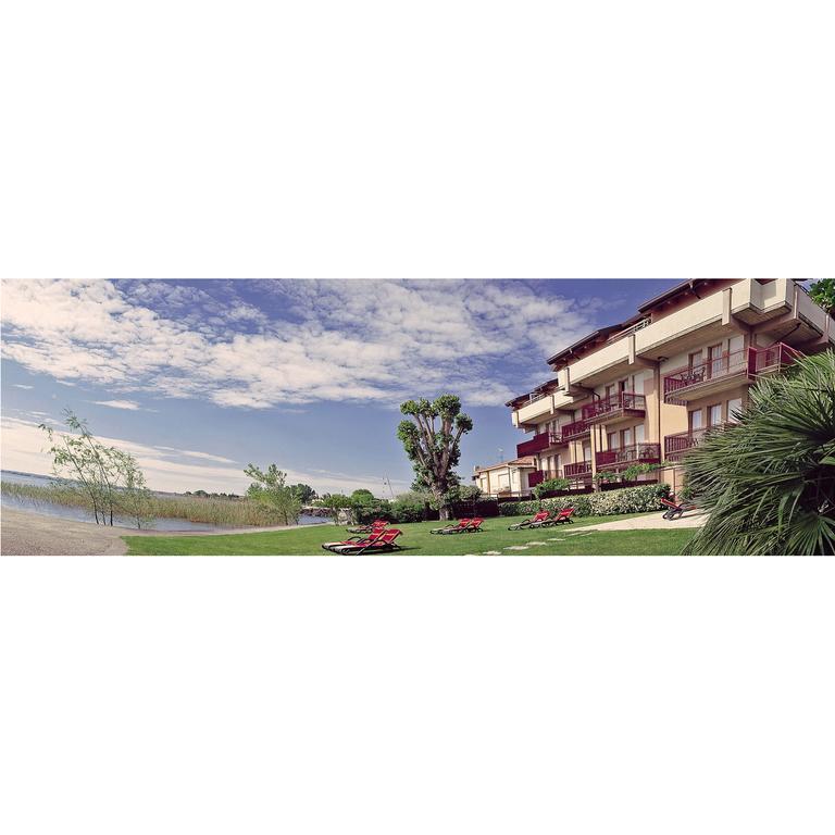 Hotel Smeraldo ซีร์มิโอเน ภายนอก รูปภาพ